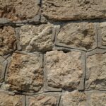 crack in stone foundation